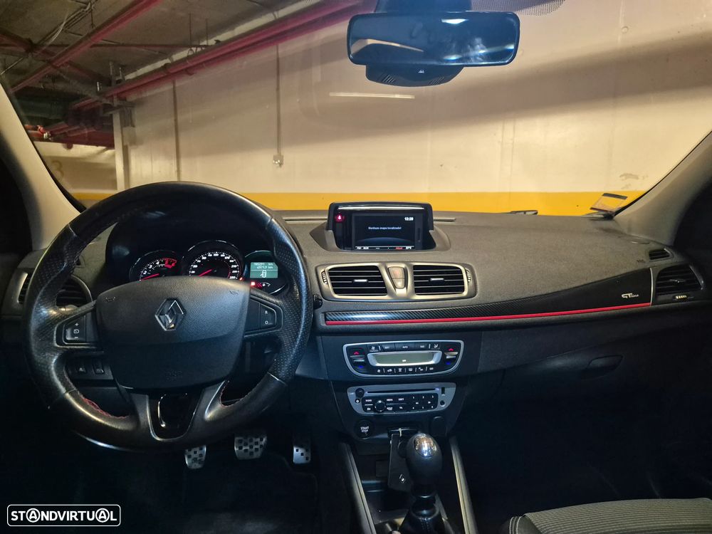 Renault Mégane Sport Tourer 1.5 dCi GT Line - 29
