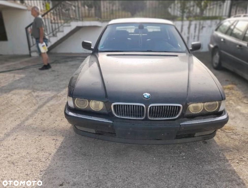 BMW Seria 7 - 1