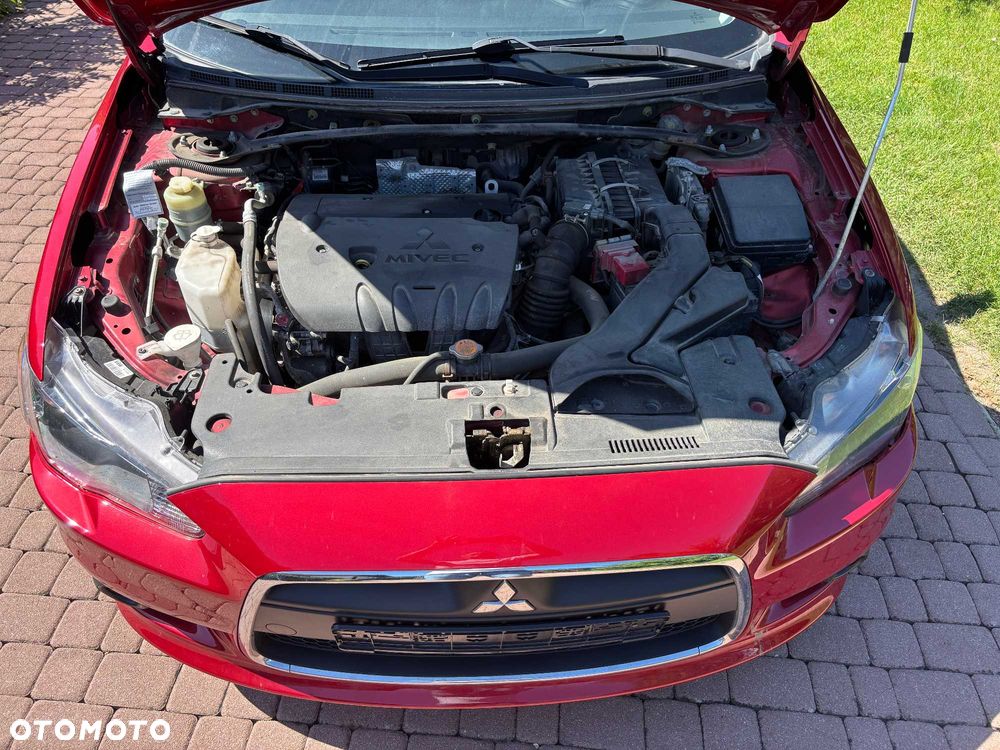 Mitsubishi Lancer - 8
