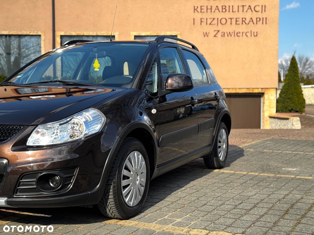 Suzuki SX4 1.6 Premium - 27