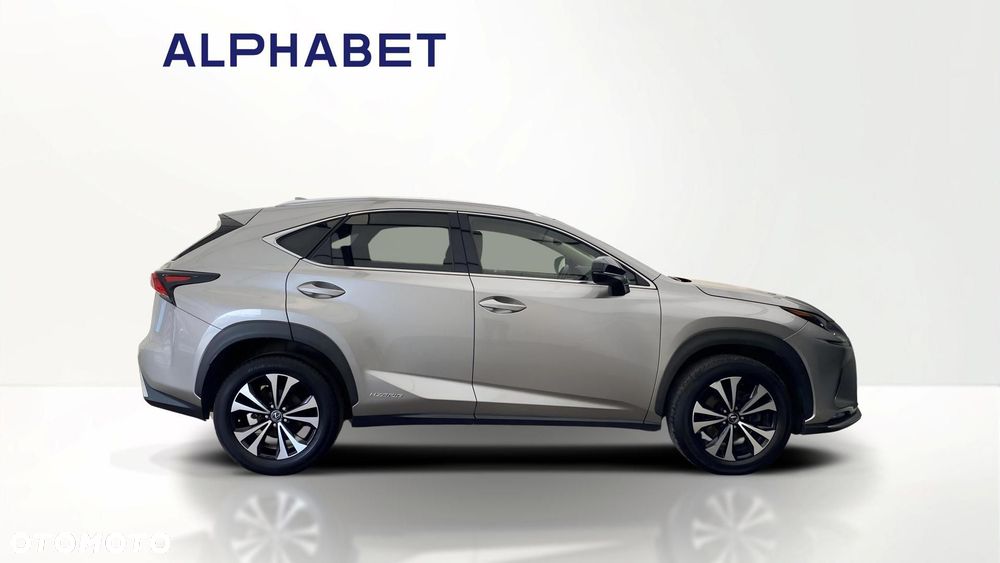 Lexus NX 300h F Impression AWD - 6