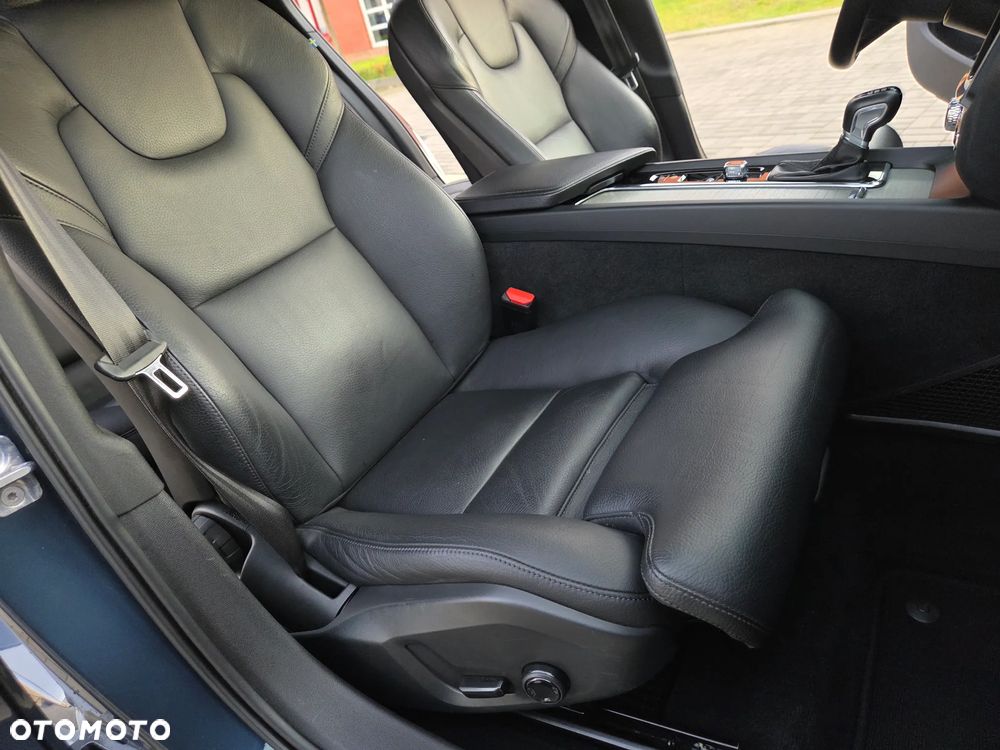 Volvo V60 D4 AWD Inscription - 34