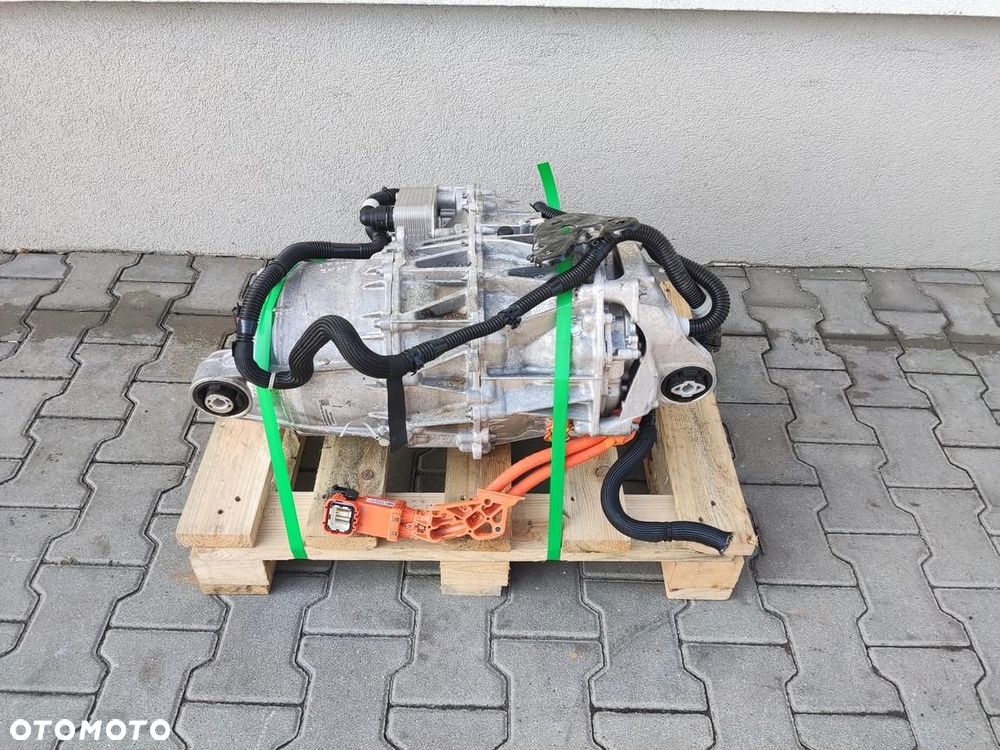 SILNIK ELEKTRYCZNY TYŁ TYLNY TESLA MODEL 3 LIFT 2023-2026 1587740-00-C - 2