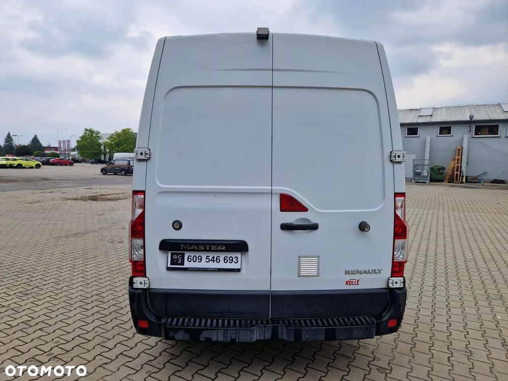 Renault Master - 10