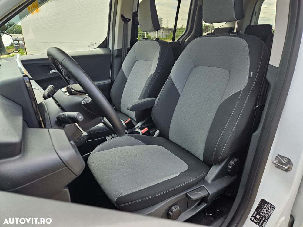 FORD Tourneo Courier 2025 — imagine 17