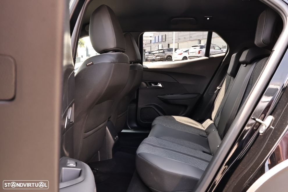 Peugeot 2008 1.2 Hybrid Allure e-DCS6 - 52