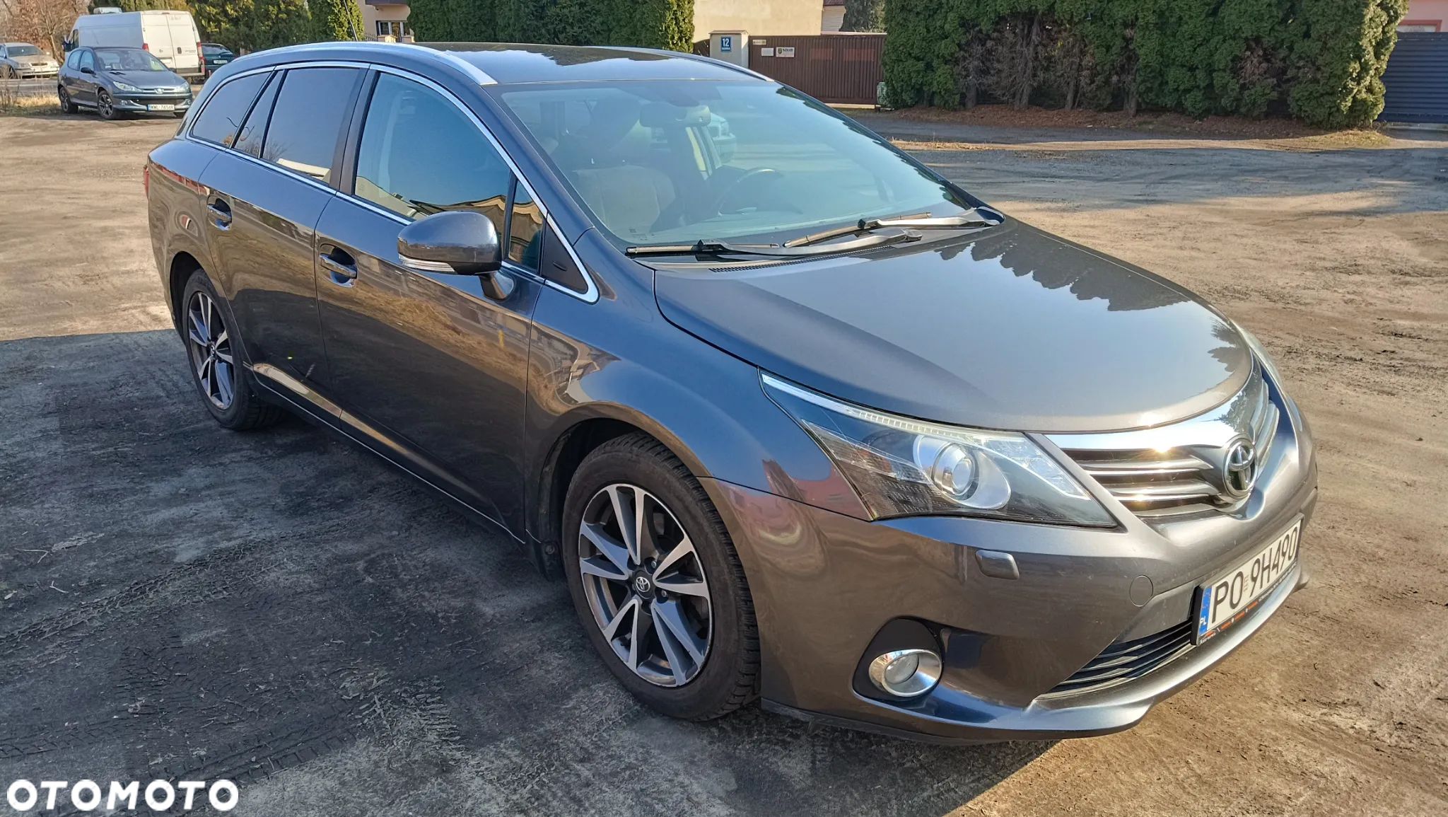 Toyota Avensis - 1