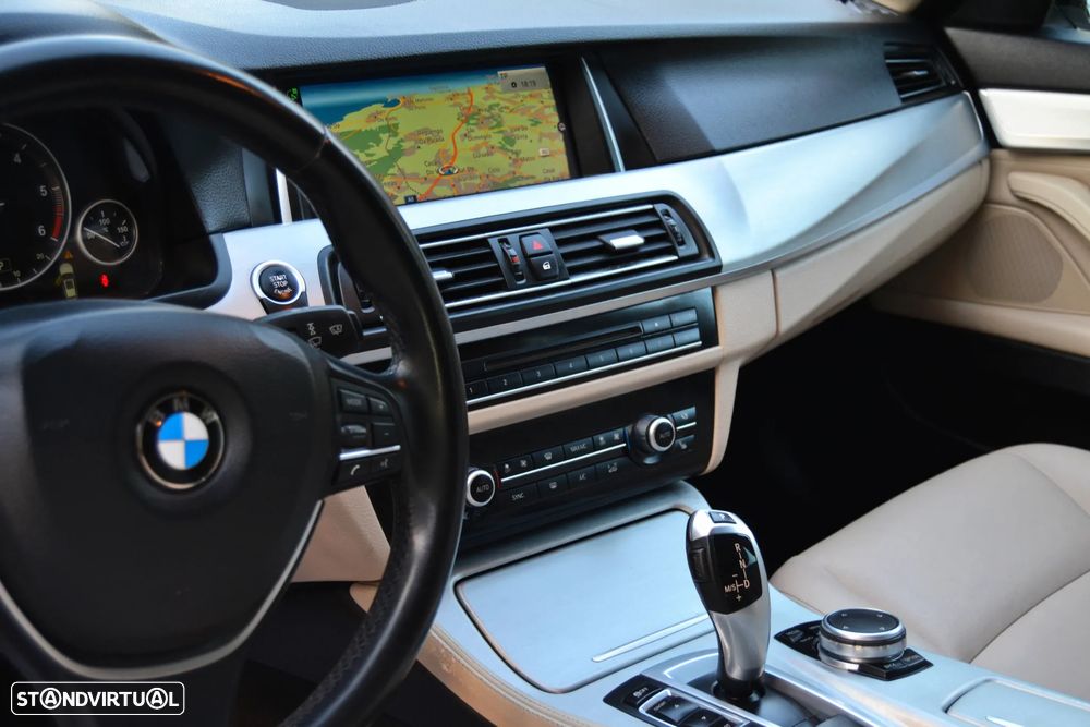 BMW 518 d Line Luxury Auto - 19