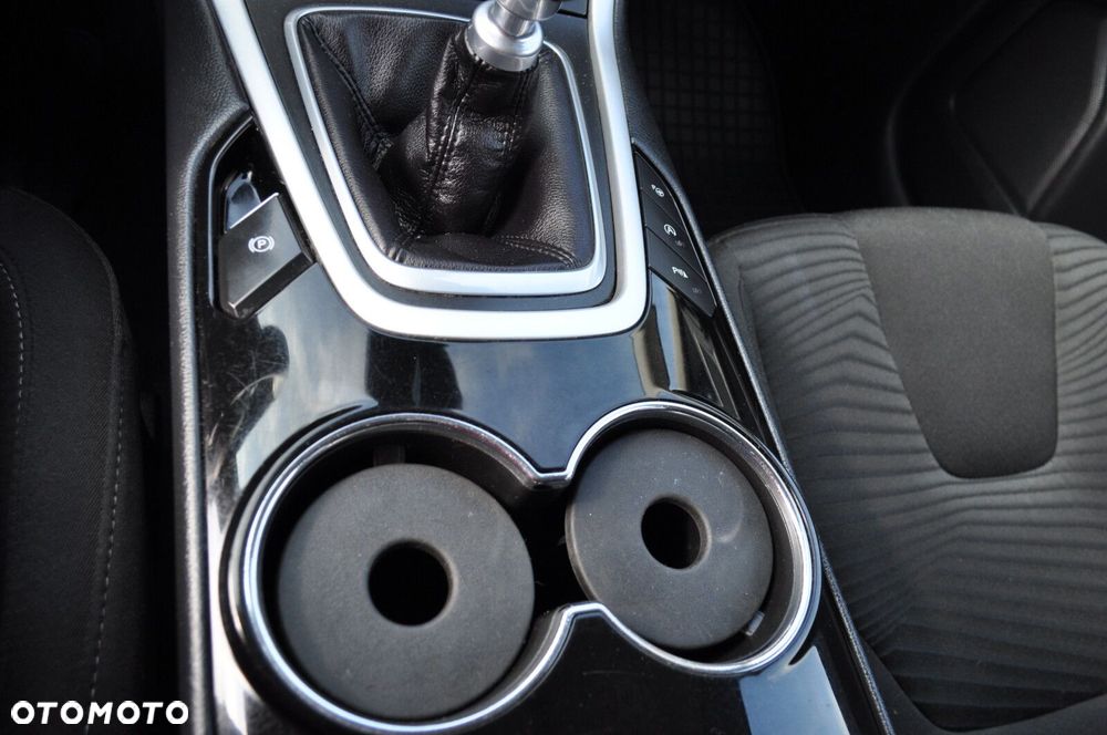 Ford S-Max - 15