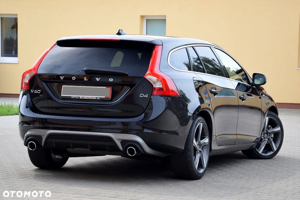 Volvo V60 D4 R-Design - 5