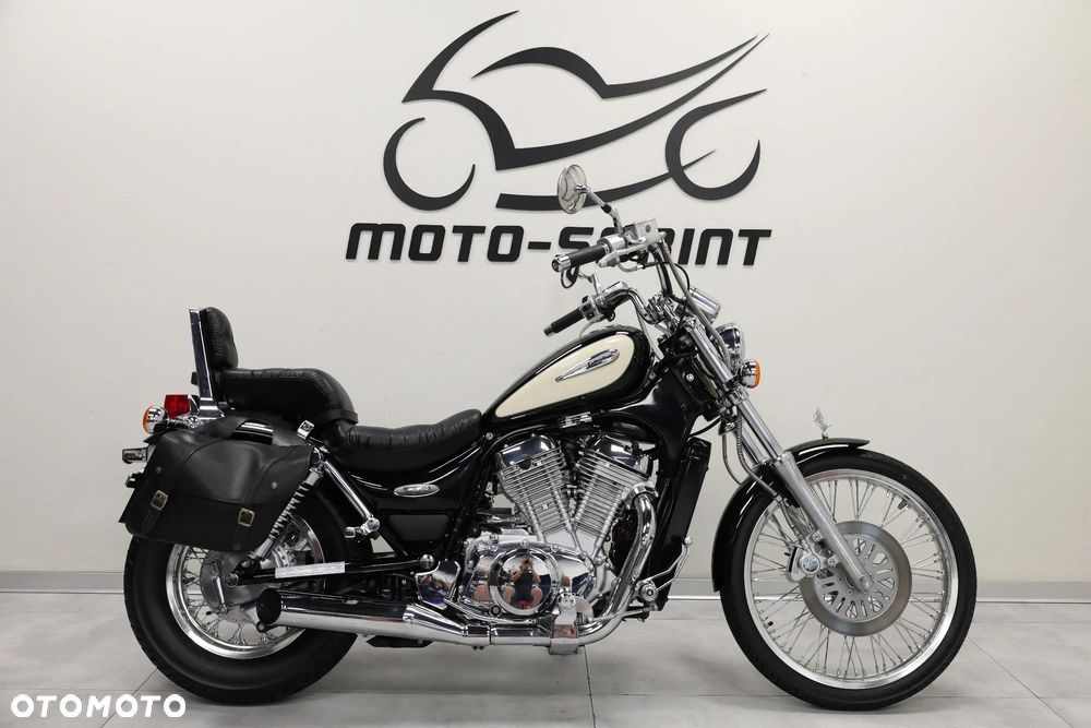 Suzuki VS