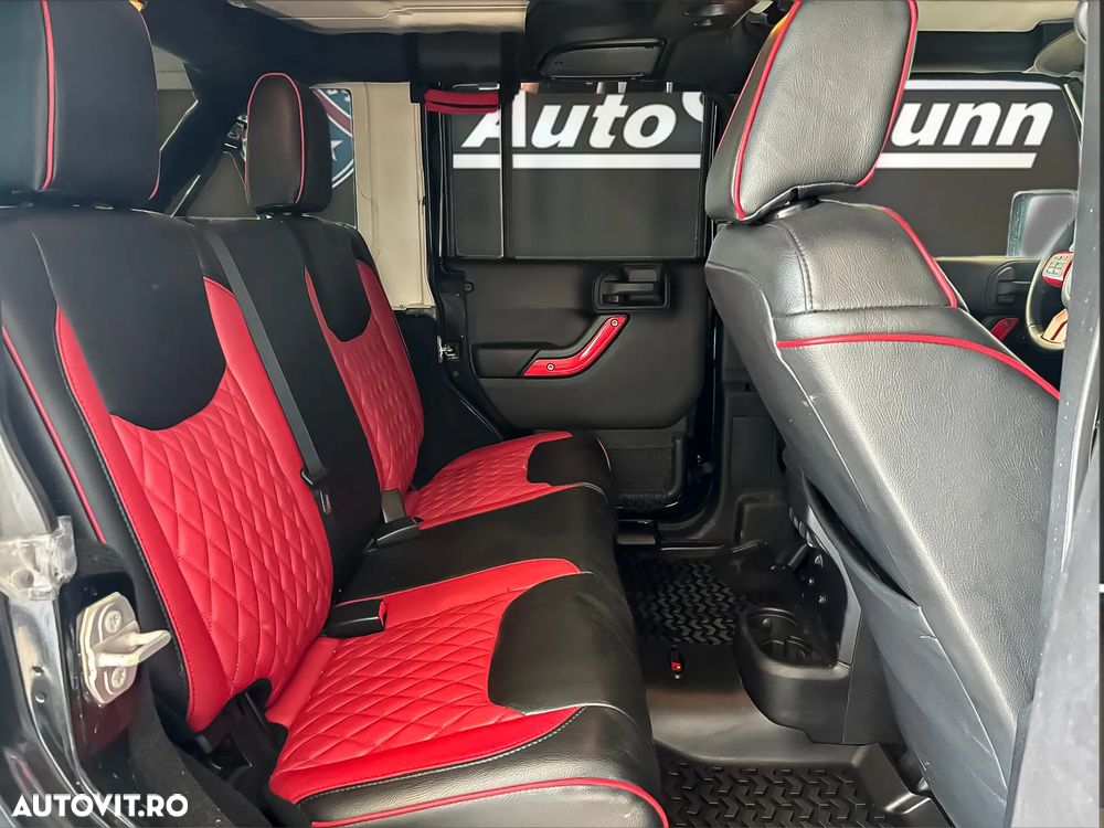 Jeep Wrangler Unlimited 3.6 V6 AT Rubicon - 18