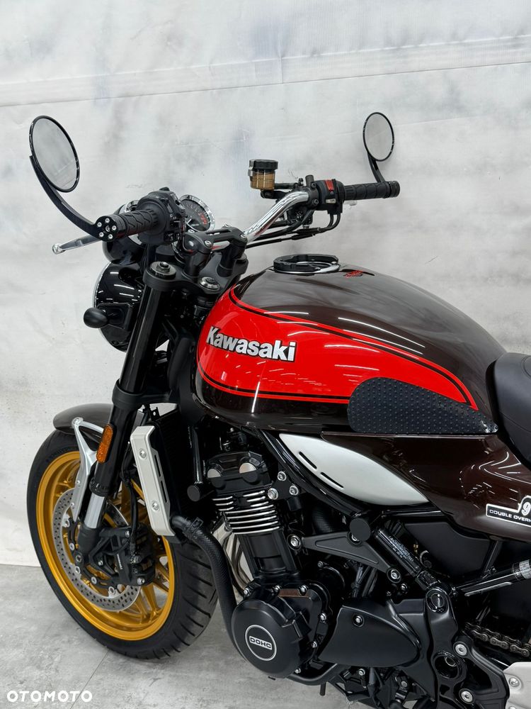 Kawasaki Z 900 RS - 32