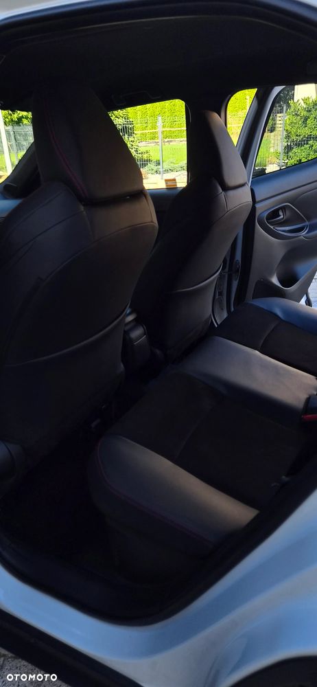 Toyota Yaris Cross Hybrid 1.5 GR Sport - 19