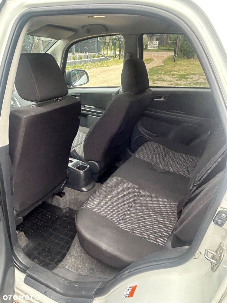 Suzuki SX4 1.6 GLX / Comfort - 10