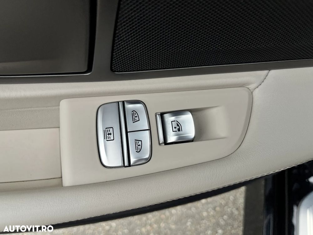 BMW Seria 7 750i xDrive - 18