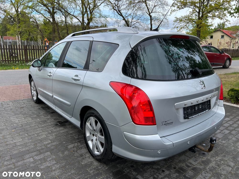Peugeot 308 1.6 Premium - 8