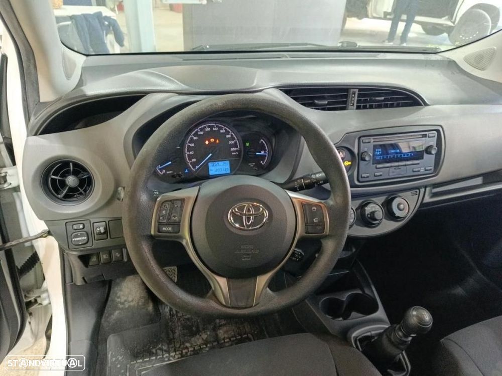 Toyota Yaris bizz 1.4 D-4D c/IVA - 4