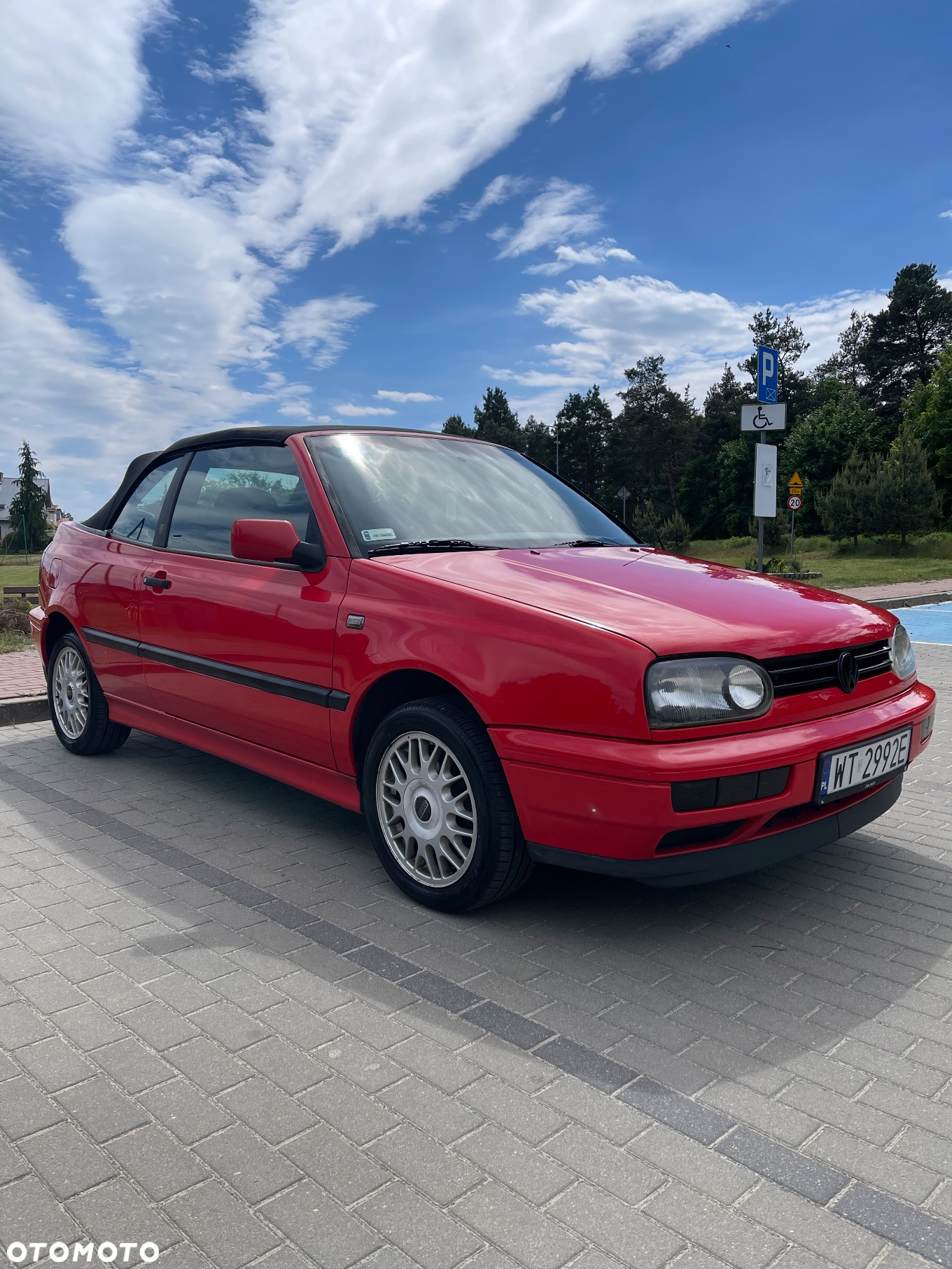 Volkswagen Golf Cabriolet 1.8 - 6