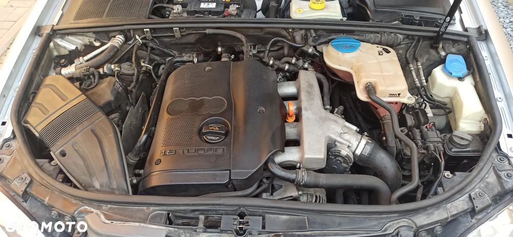 Audi A4 Avant 1.8T Multitronic - 11