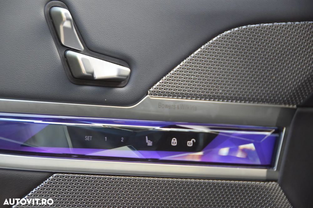 BMW Seria 7 - 22