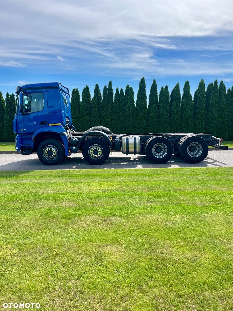Mercedes-Benz Arocs 3243 8x4 2020rok - 3