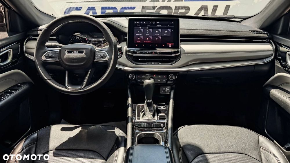 Jeep Compass - 10