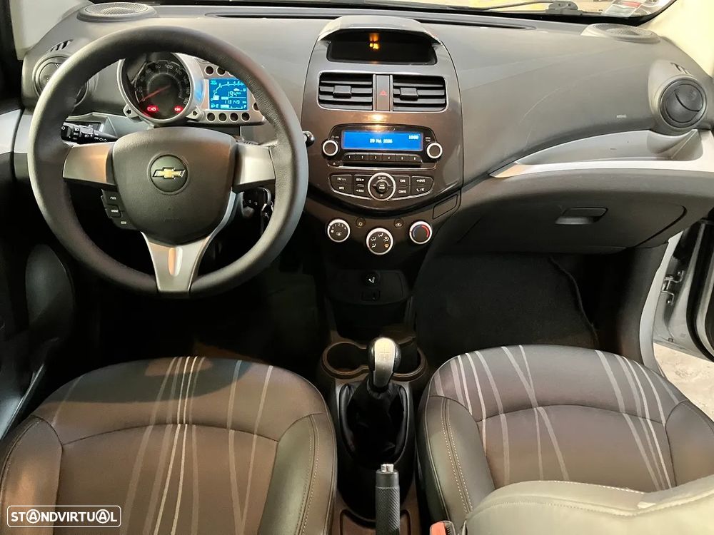 Chevrolet Spark 1.0 LS ESC - 18