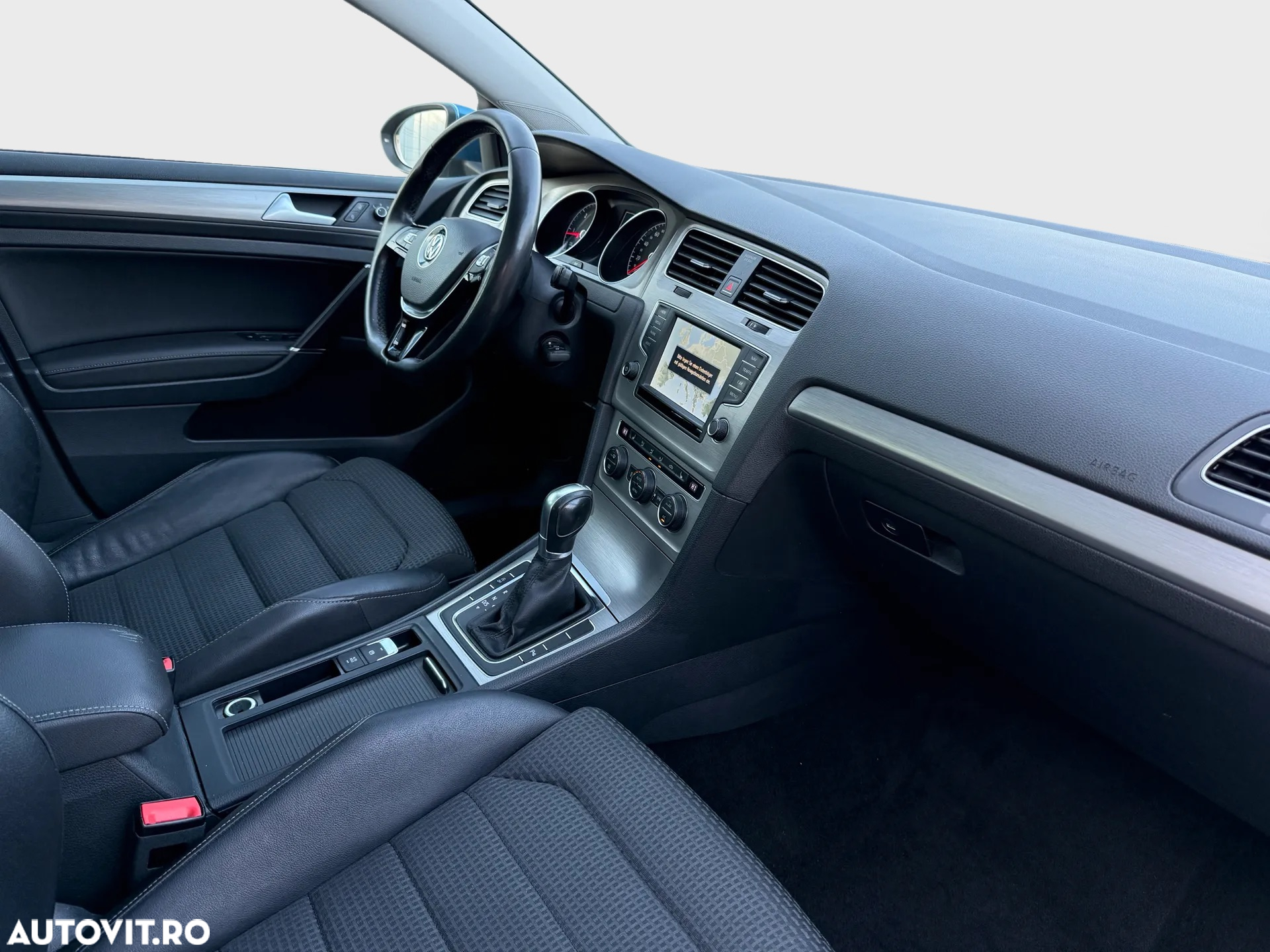 Volkswagen Golf 1.6 TDI DPF BMT DSG Highline - 6