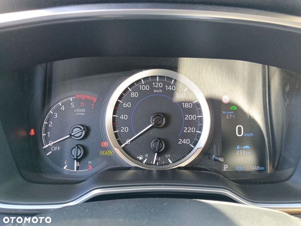 Toyota Corolla 1.8 Hybrid Comfort - 18