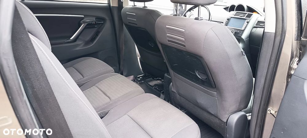 Toyota Verso 1.8 Premium 7os EU6 - 14