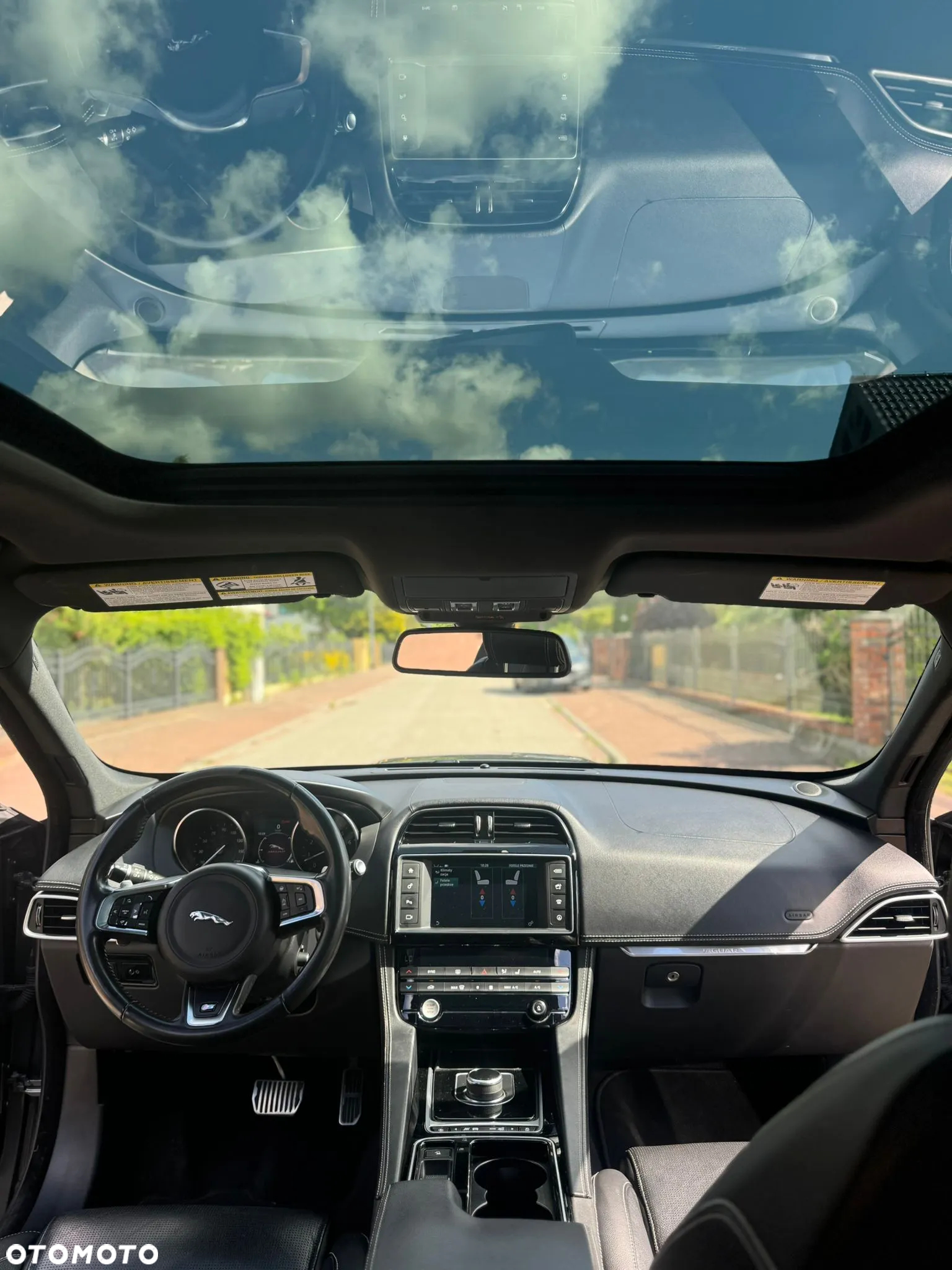 Jaguar F-Pace 3.0 V6 AWD S - 27