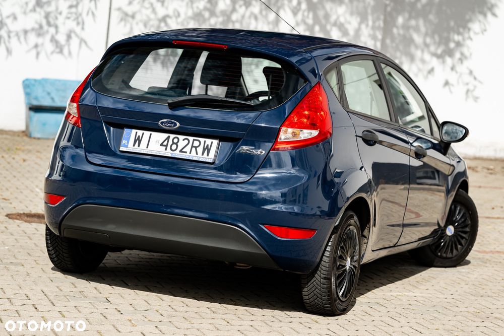 Ford Fiesta 1.25 Ambiente - 10