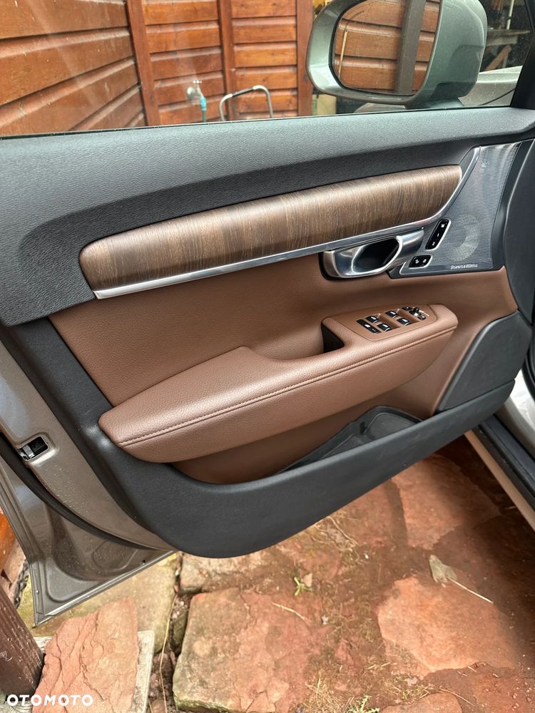 Volvo V90 Cross Country - 17