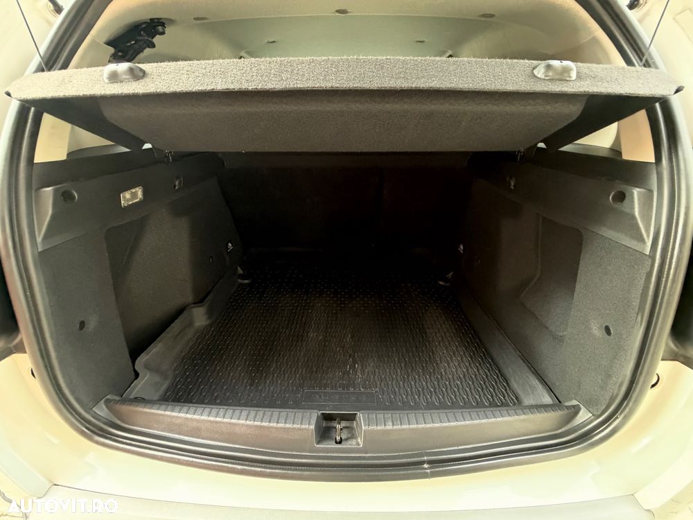 DACIA Duster 2019 — imagine 16