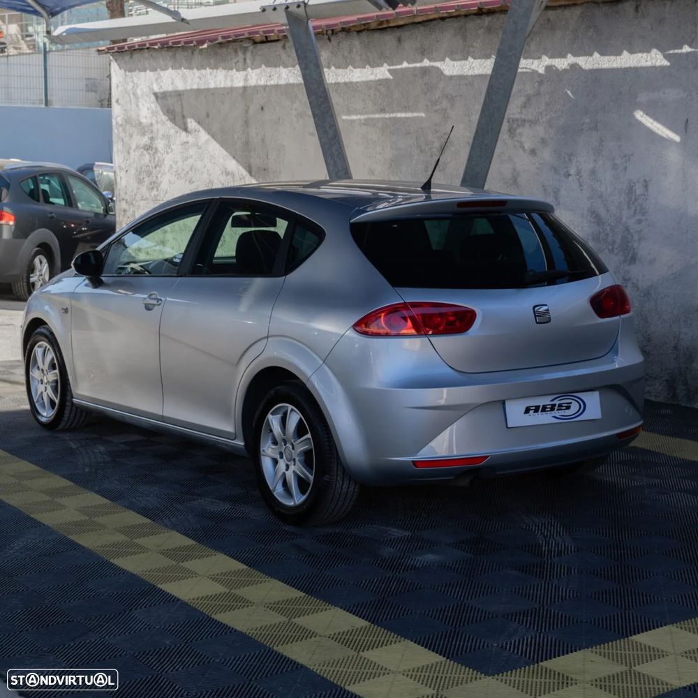 SEAT Leon 1.6 TDI Ecomotive Style - 3