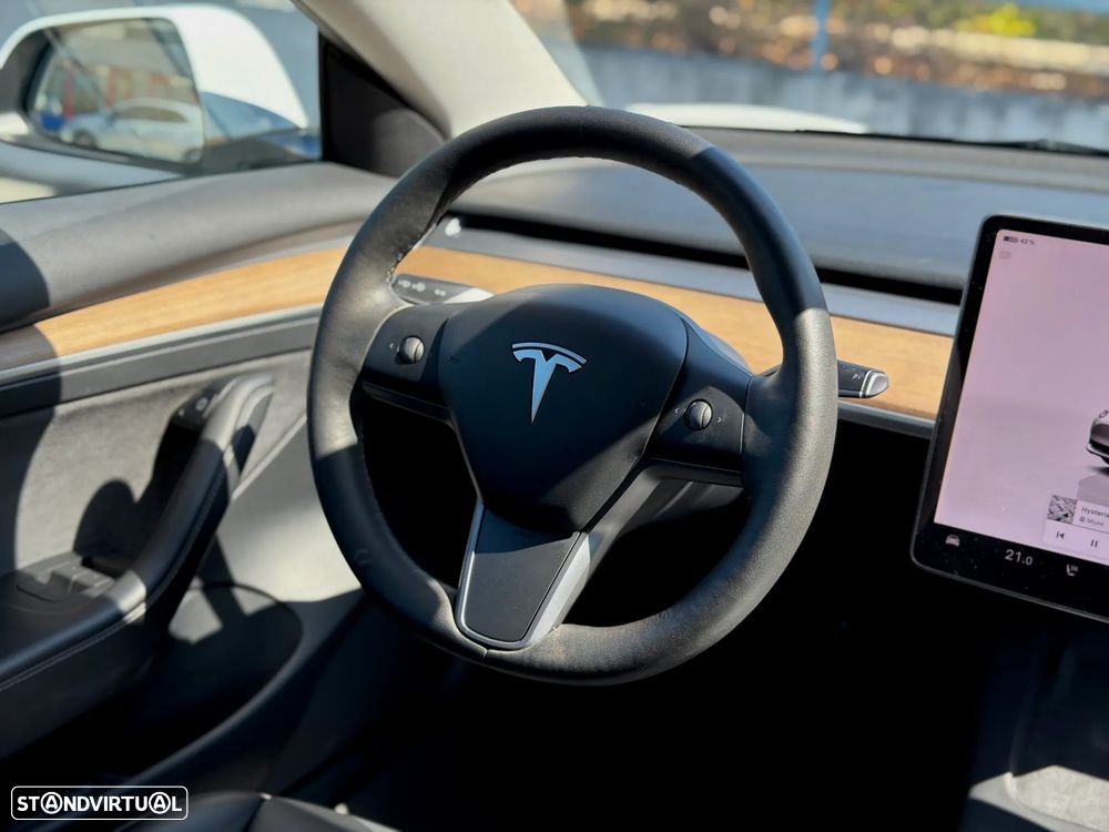 Tesla Model 3 Long Range Tração Integral Premium - 26
