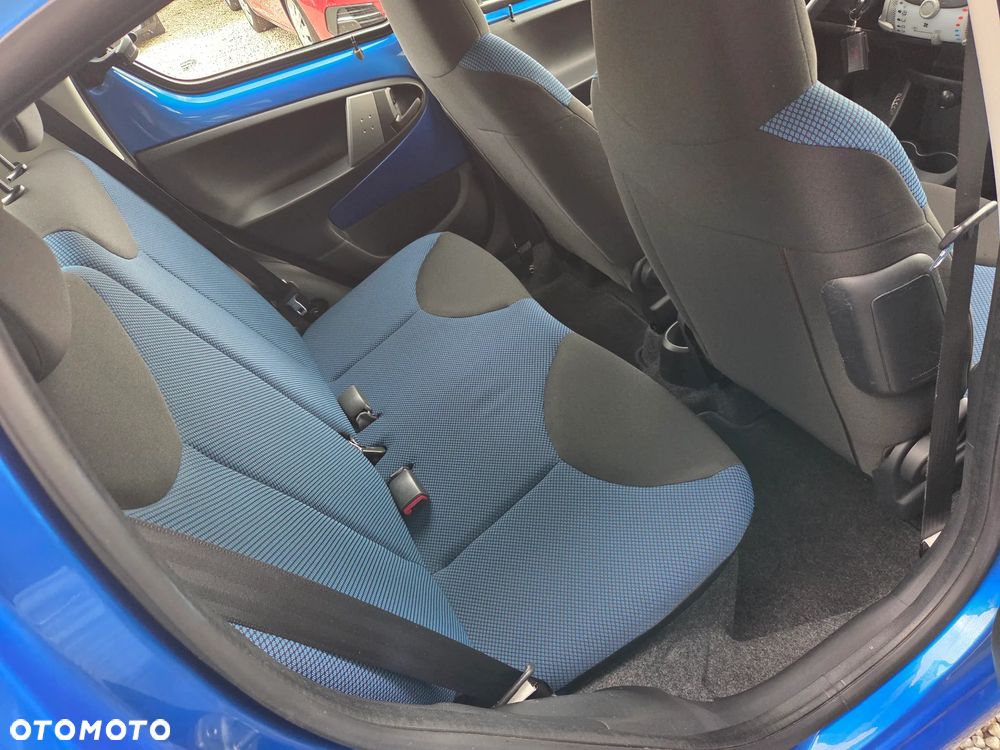 Toyota Aygo Multi Mode CoolBlue - 12