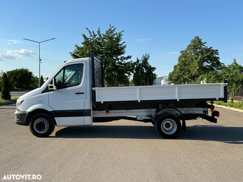 Mercedes-Benz Sprinter - 21