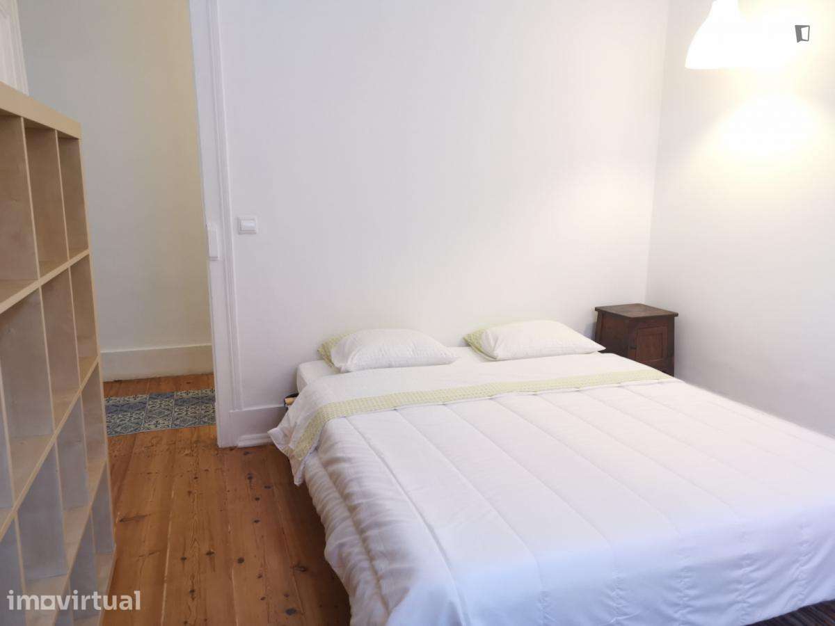 Quarto - localizado em Bairro Alto Lisbon - Grande imagem: 3/13