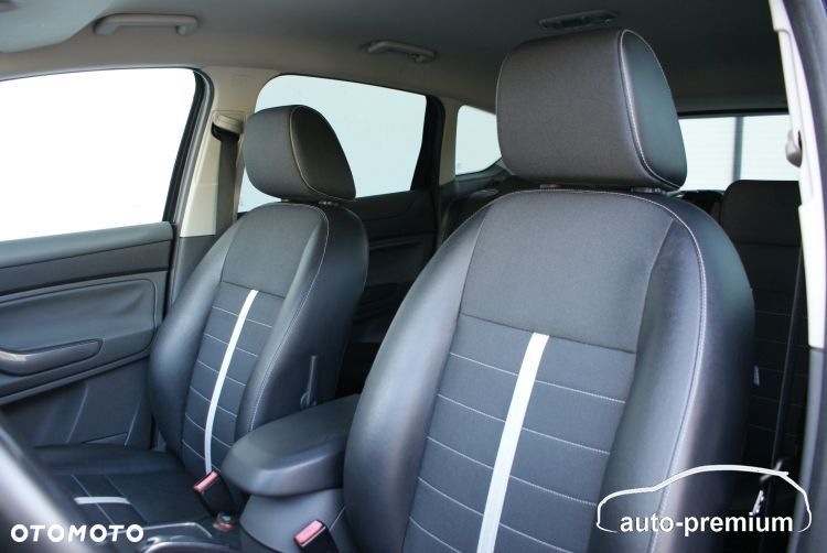 Ford Kuga 2.0 TDCi 4x4 Titanium - 25