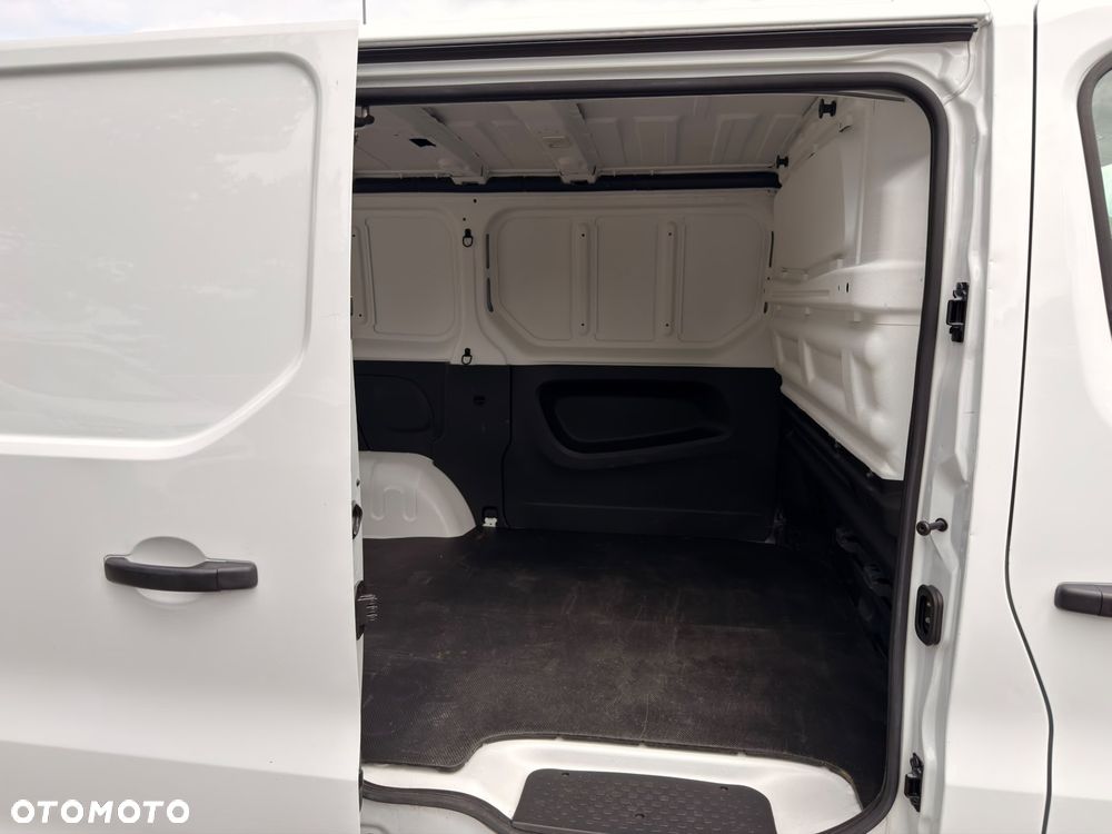 Renault TRAFIC - 11