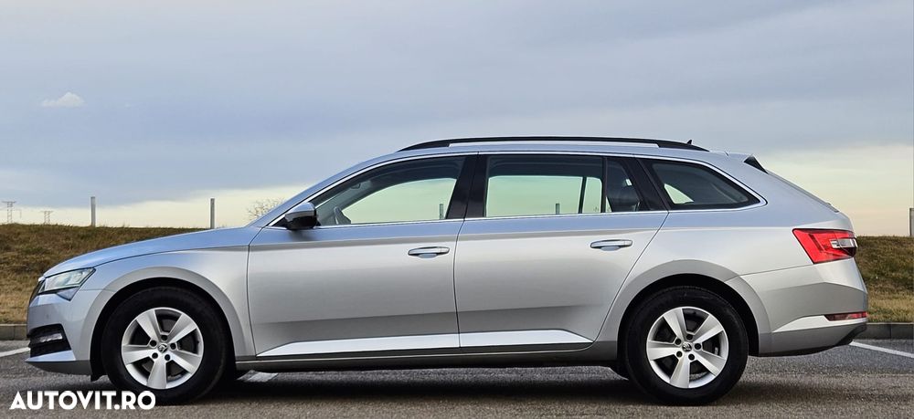 Skoda Superb 2.0 TDI DSG Premium Edition - 19