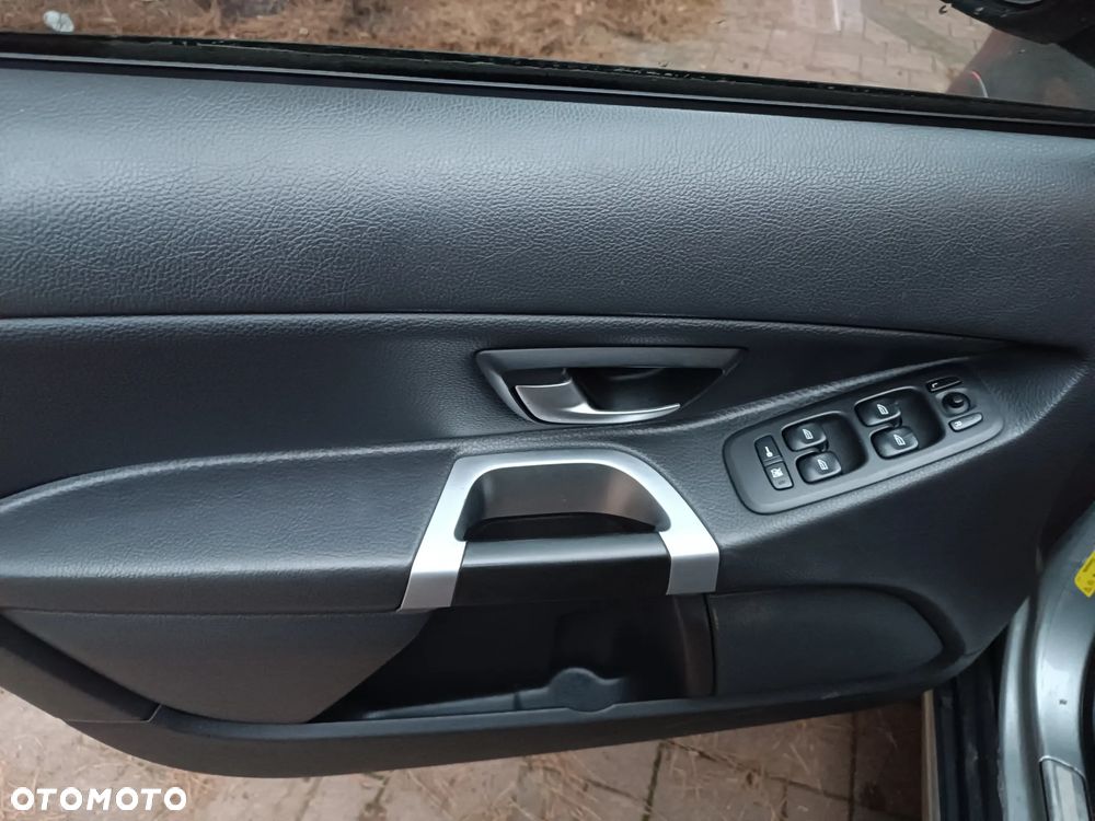 Volvo XC 90 D5 AWD R-Design - 16