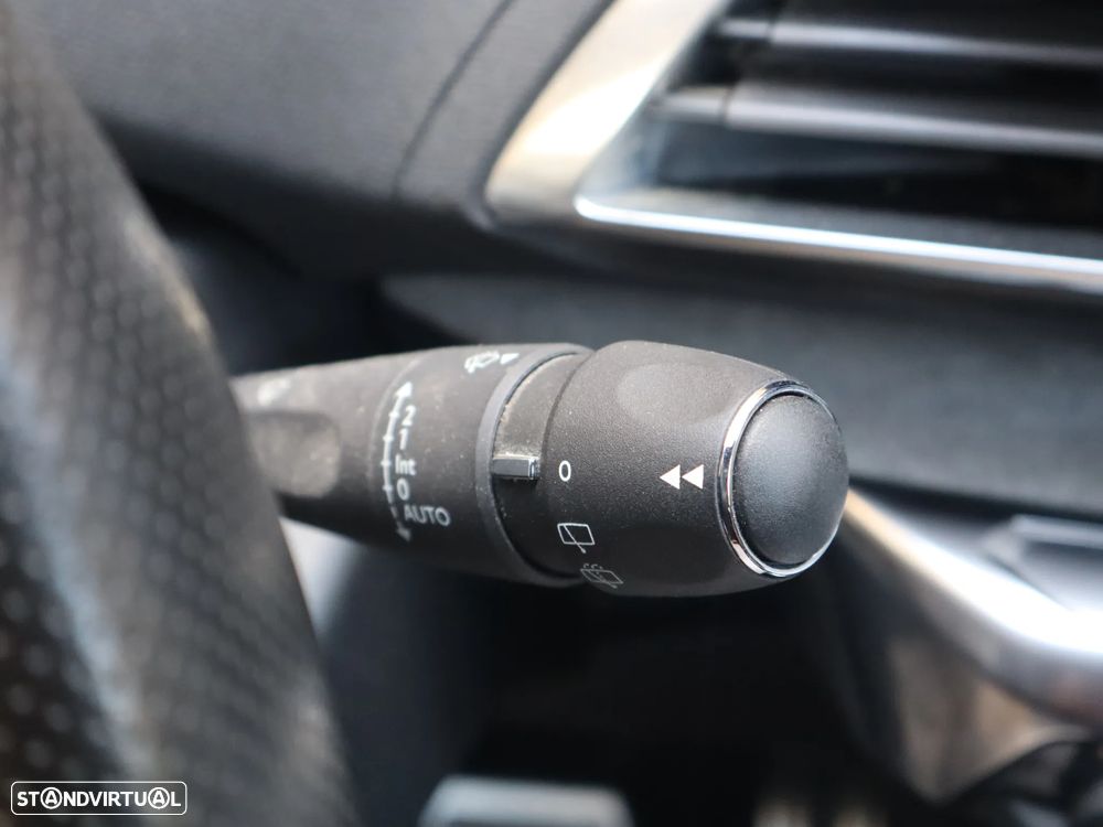 Peugeot 3008 225 e-EAT8 GT Pack - 11