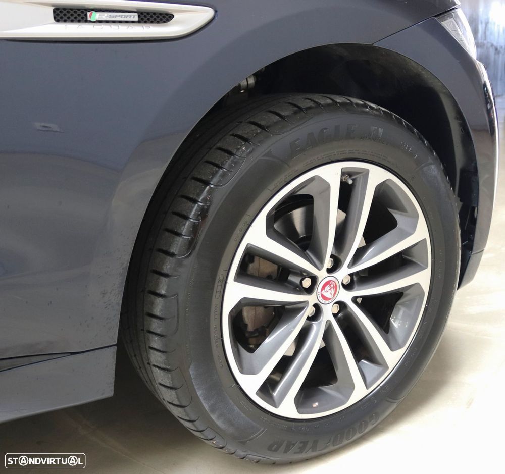 Jaguar F-Pace 2.0 i4D R-Sport Aut. - 5