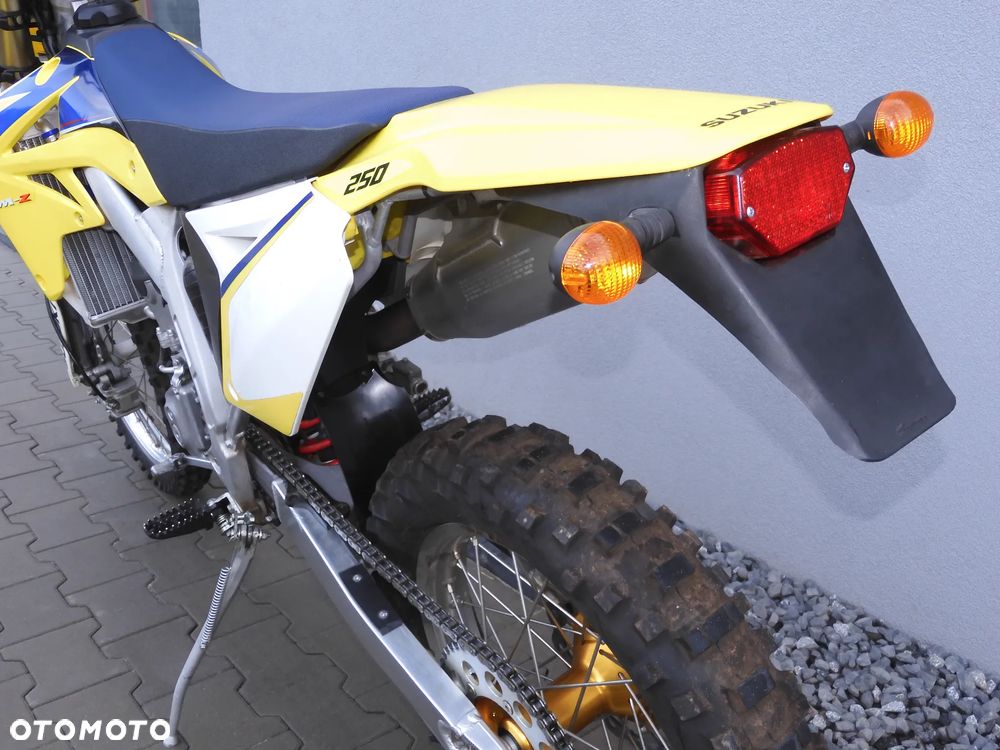Suzuki RM-Z - 27