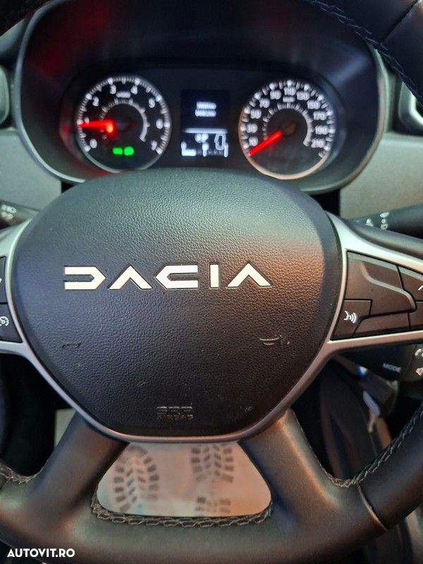 Dacia Duster TCe 150 EDC Journey - 8