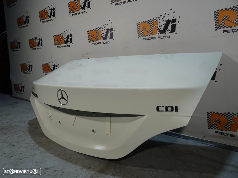 Tampa Da Mala Mercedes-Benz Cla Coupé (C117)  Mala Mercedes Cla C117 - 3