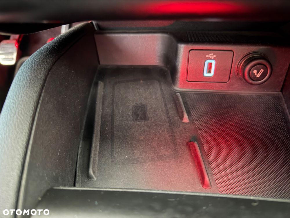 Ford Focus 2.3 EcoBoost ST X Edition - 32